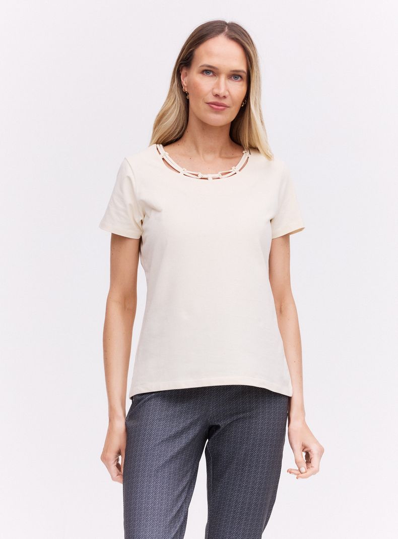 Polera Cuello Redondo con Tiras Cruzadas y Strass