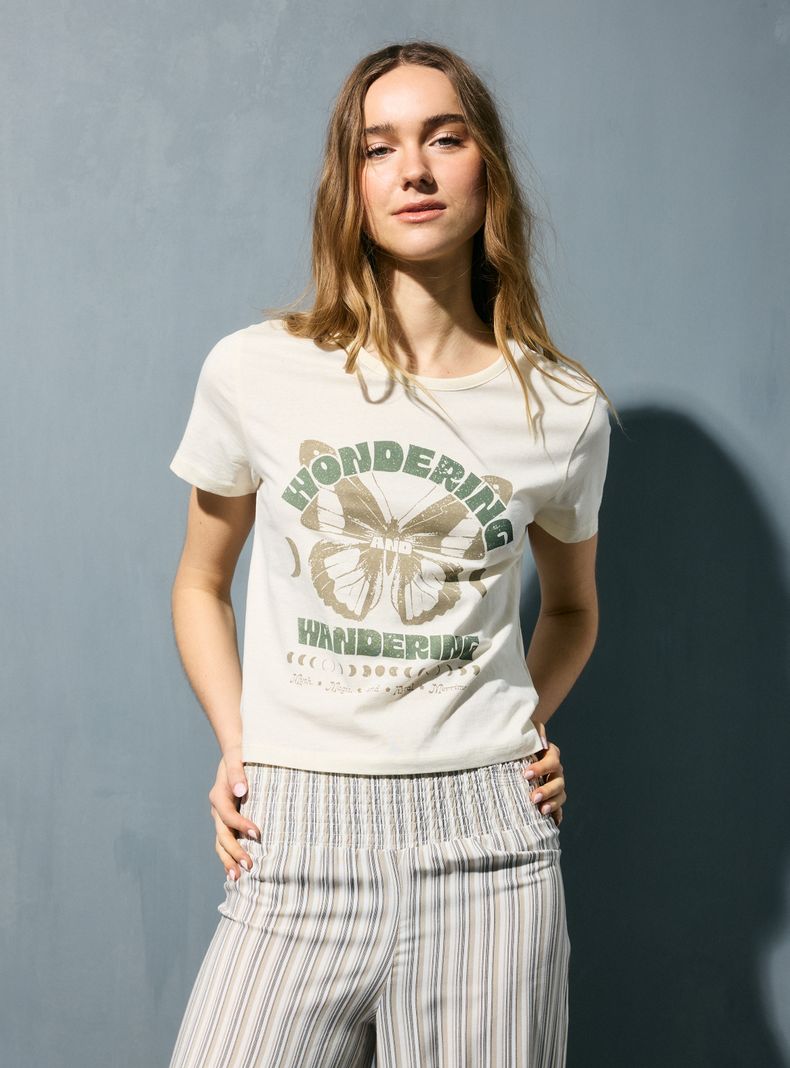Polera Estampada Manga Corta Cuello Redondo