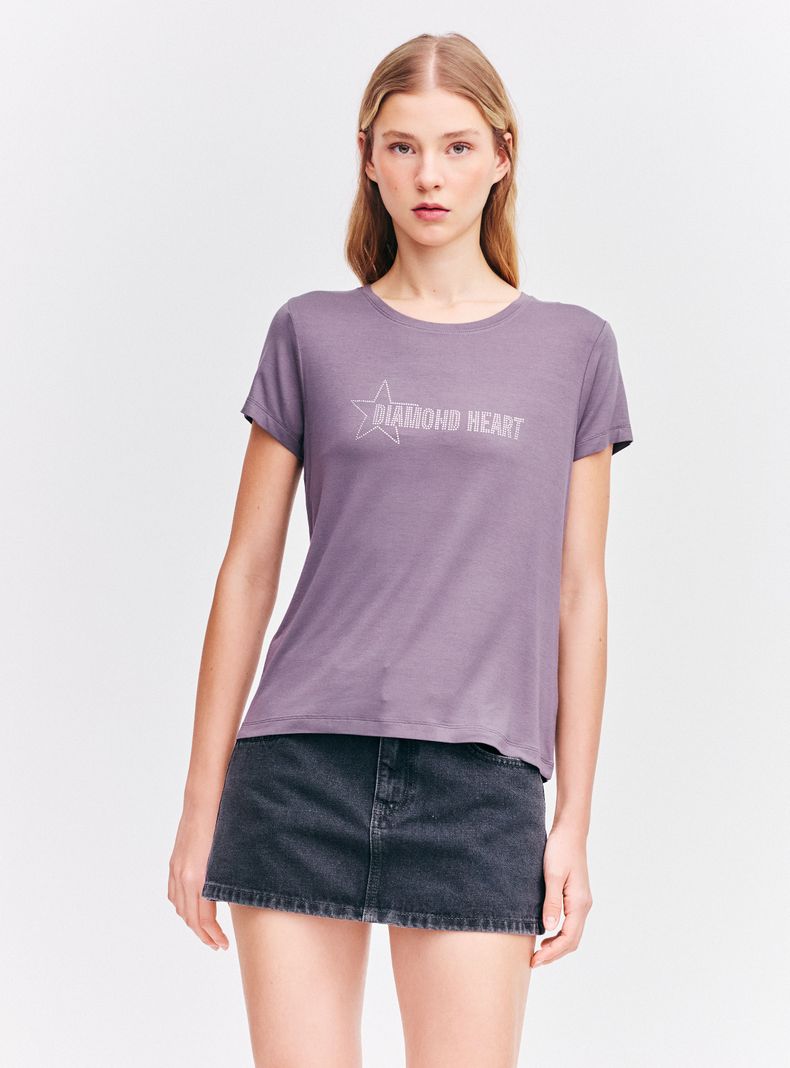 Polera Texto con Brillos Manga Corta