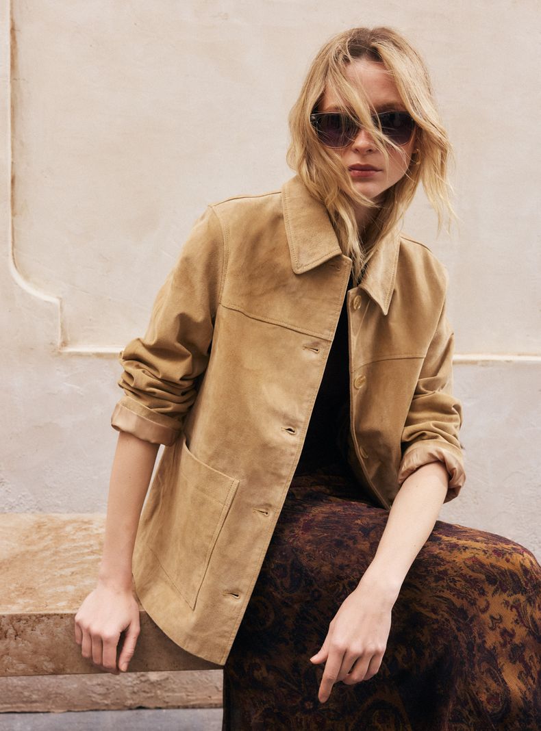 Chaqueta Gamuza con Cuello Camisero