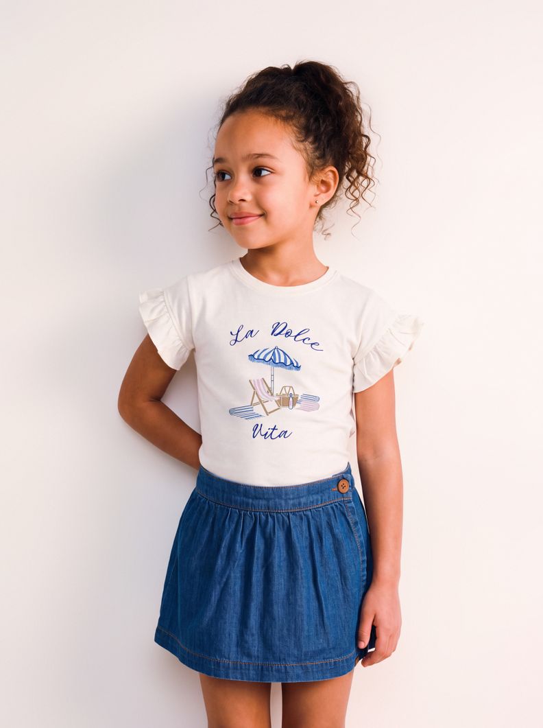 Polera Diseño Veraniego con Aplicaciones