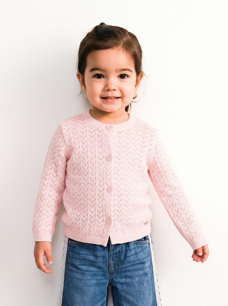 Chaleco Diseño Pointelle con Botones Tipo Nácar
