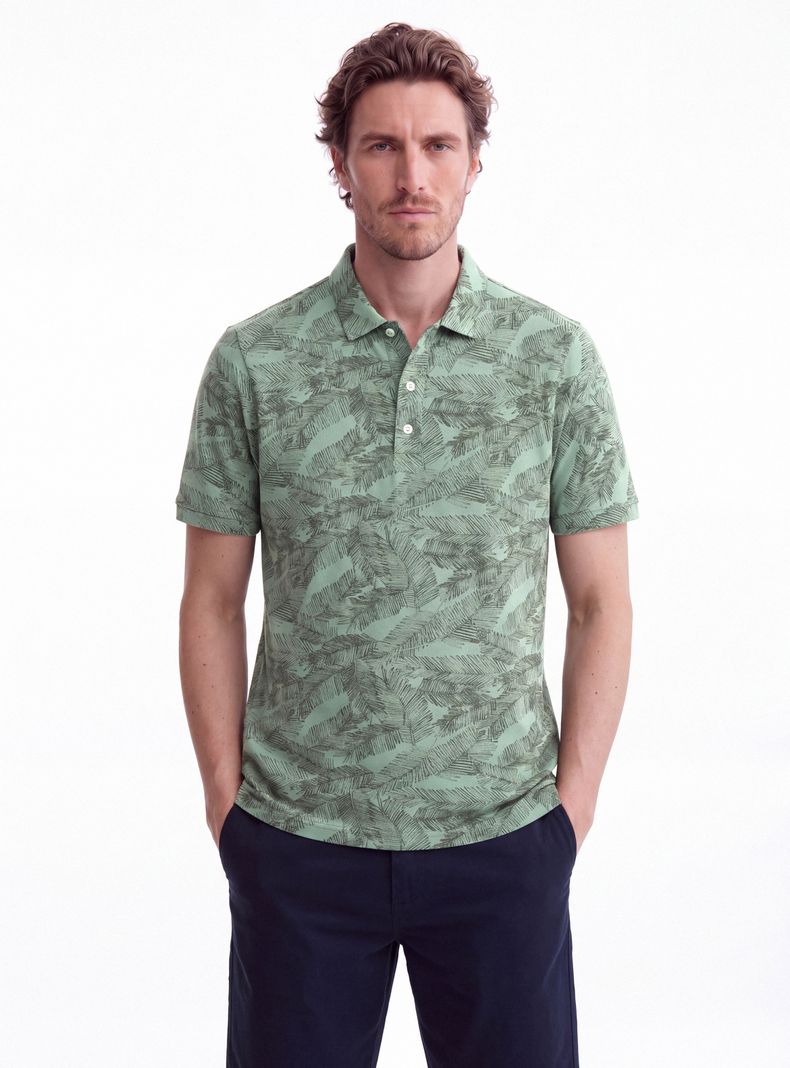 Polera Piqué Cuello Polo con Diseño