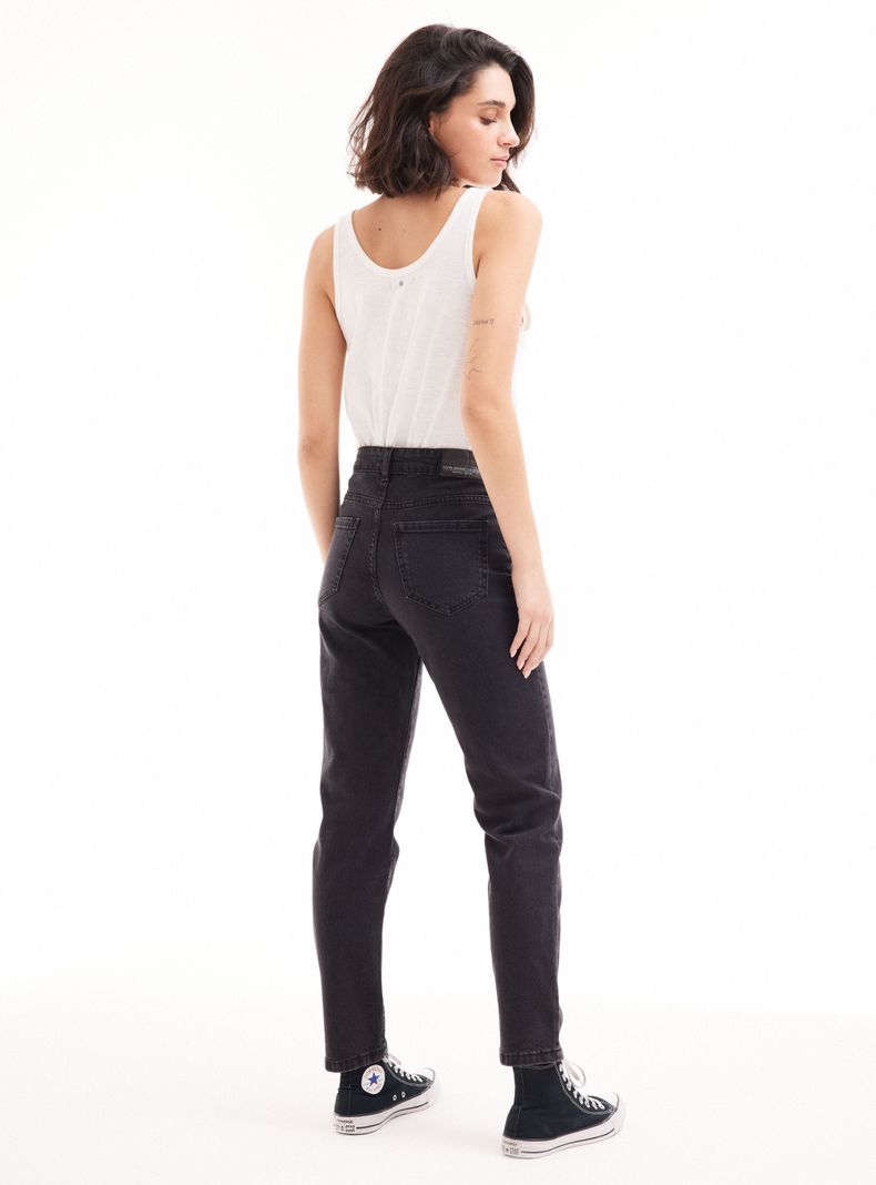 Jeans Básico 5 Bolsillos Mom-11