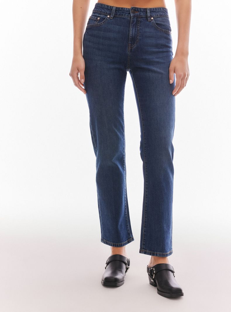 FOSTER JEANS STRAIGHT BÁSICO TIRO MEDIO