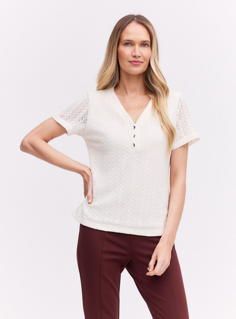Polera Escote V Henley Texturada