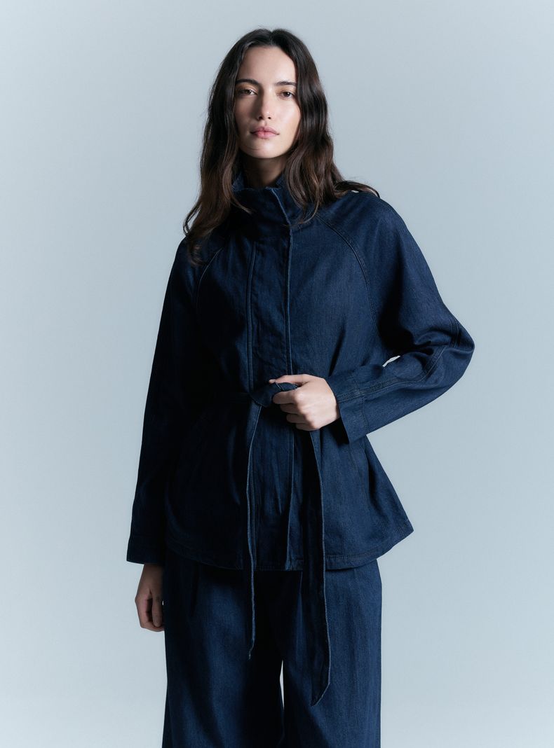 Chaqueta Denim Funnel Lazo Colaboración Alaniz x Alos