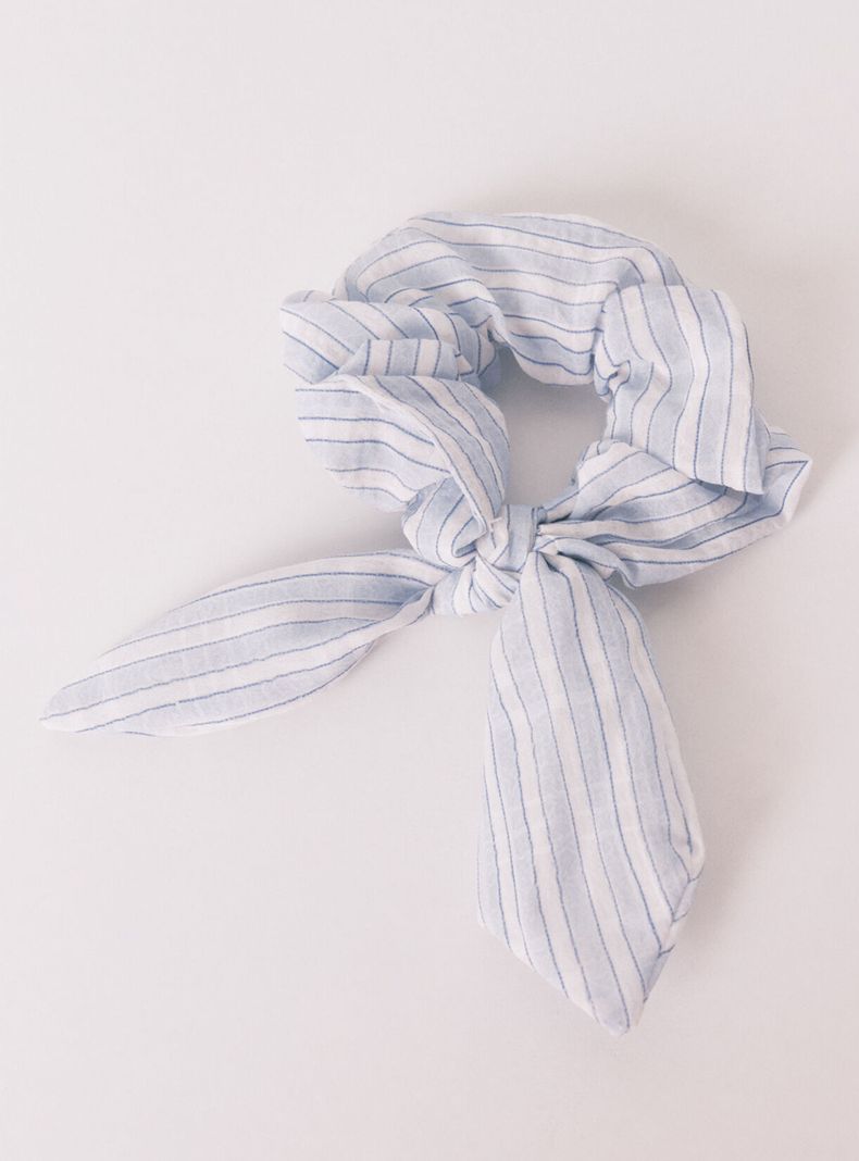 Scrunchie Rayas Azul Lazo