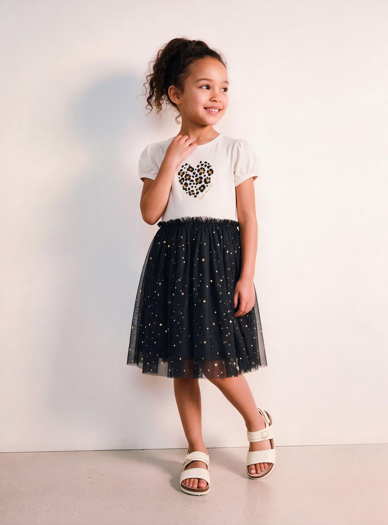 Vestido Faldón de Tul con Diseño Estampado Frontal