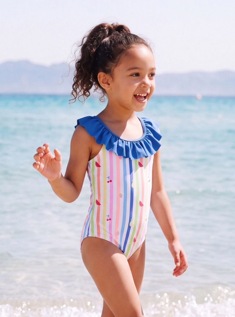 Traje de Baño Diseño Estampado con Vuelo en Contraste