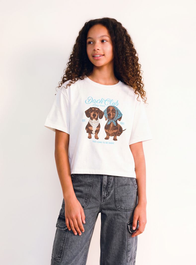 Polera Oversize Cuello Redondo con Detalles Lentejuelas