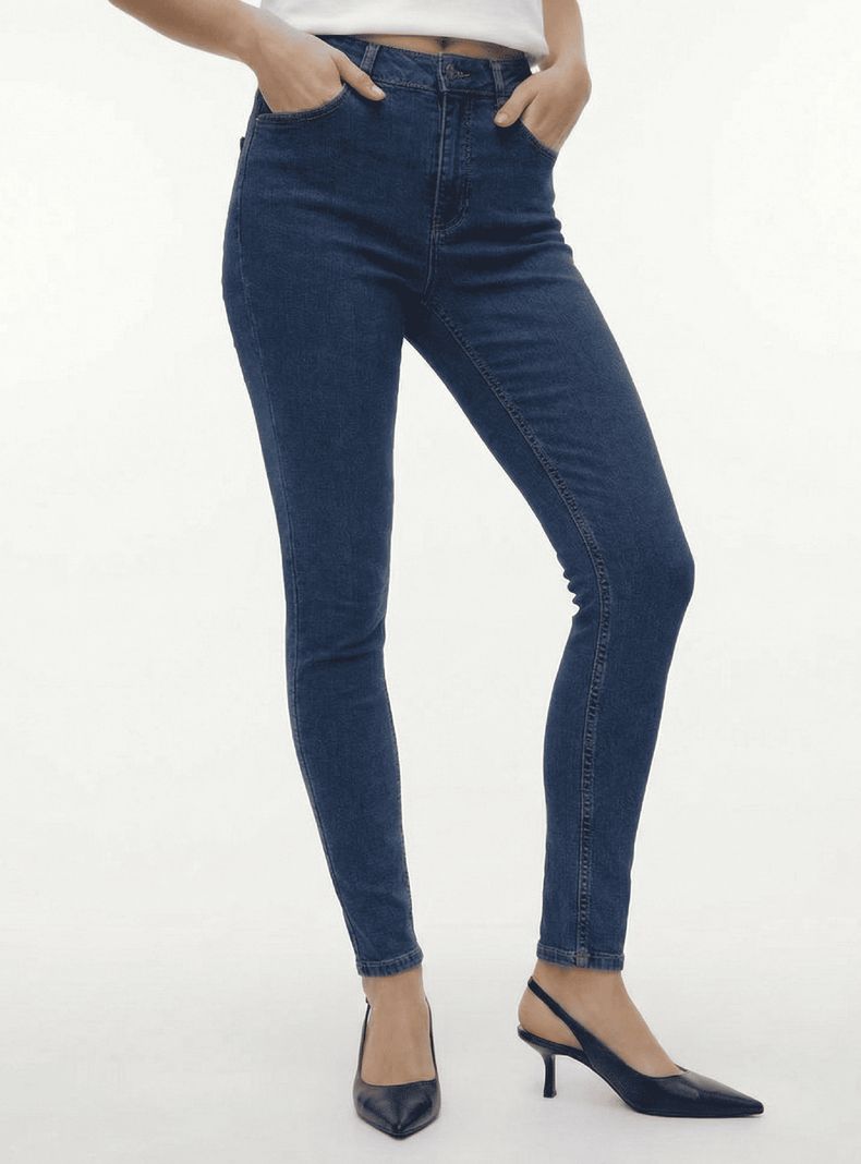 Jeans Jamie Slim Tiro Medio