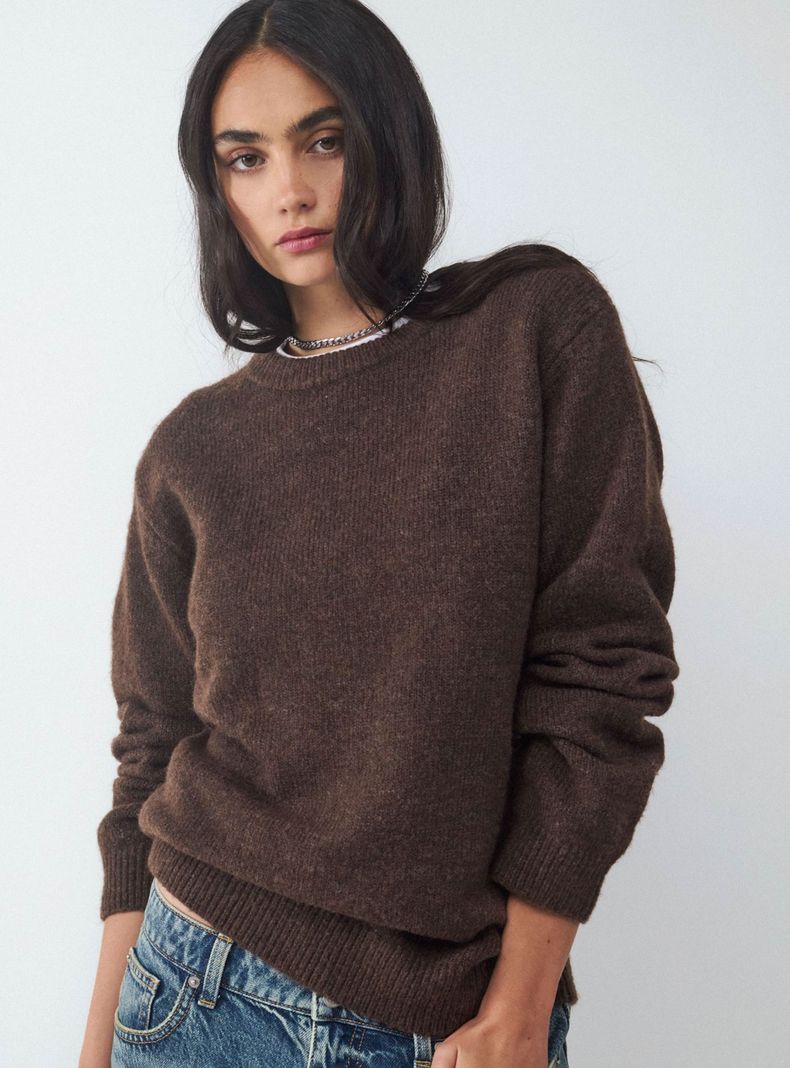Sweater Punto Cuello Redondo