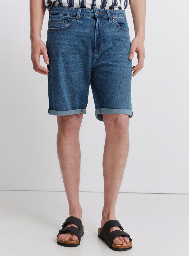 Bermuda Vaquera Tiro Medio Regular Fit