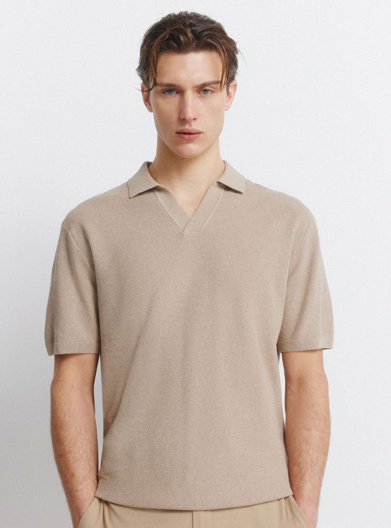 Polera Cuello Estructurado