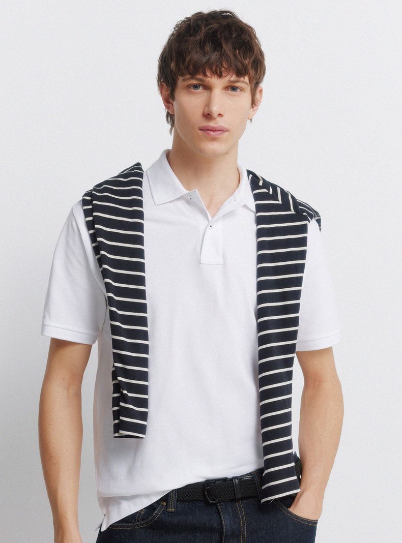Polera Básica Regular Fit Cuello Polo