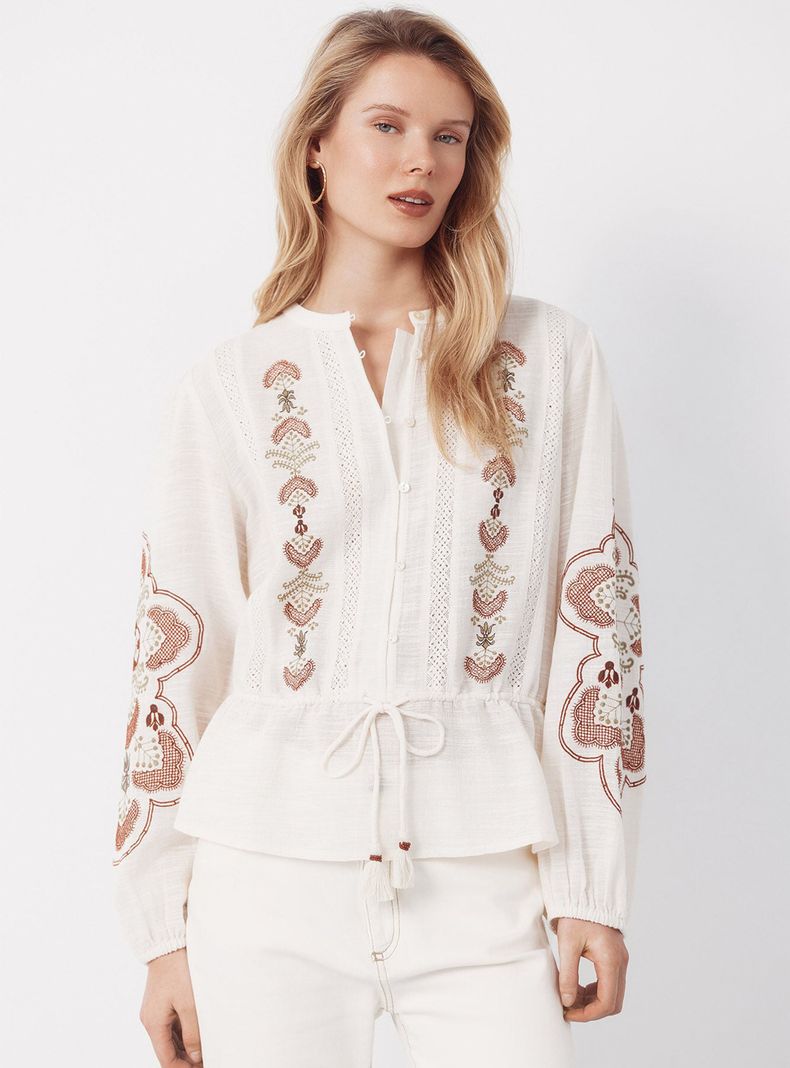 Blusa Bordada Cintura Ajustable