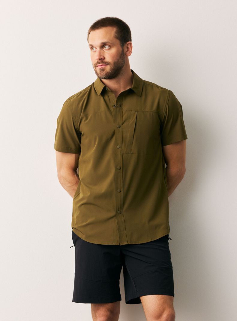 Camisa Manga Corta con Bolsillo en Pecho