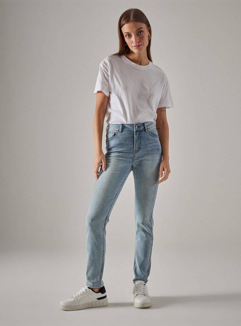 Jeans Tiro Alto Básicos 5 Bolsillos Super Skinny-4
