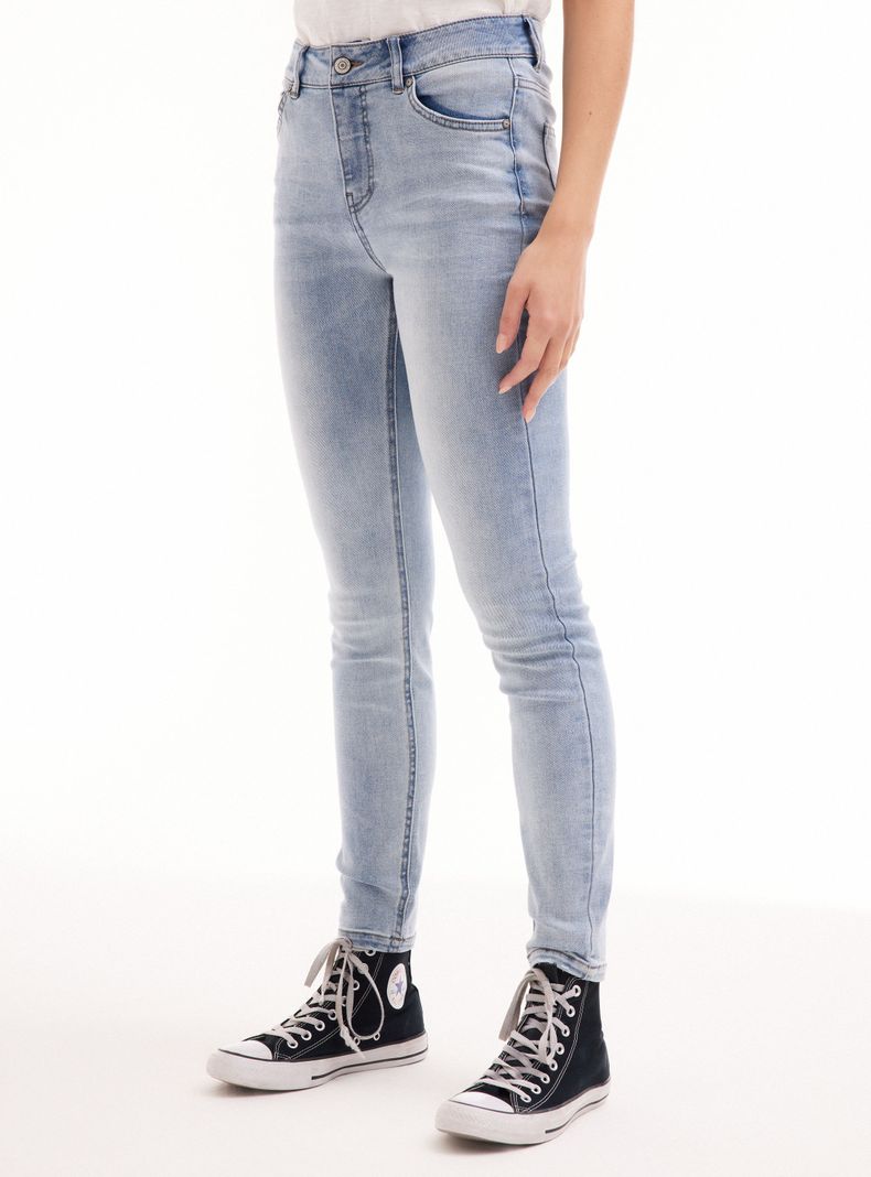Jeans Tiro Alto Básicos 5 Bolsillos Super Skinny-6