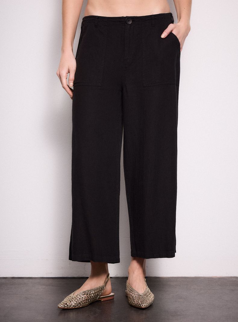 Pantalón con Bolsillos Parche en Delantero y Garment Dye