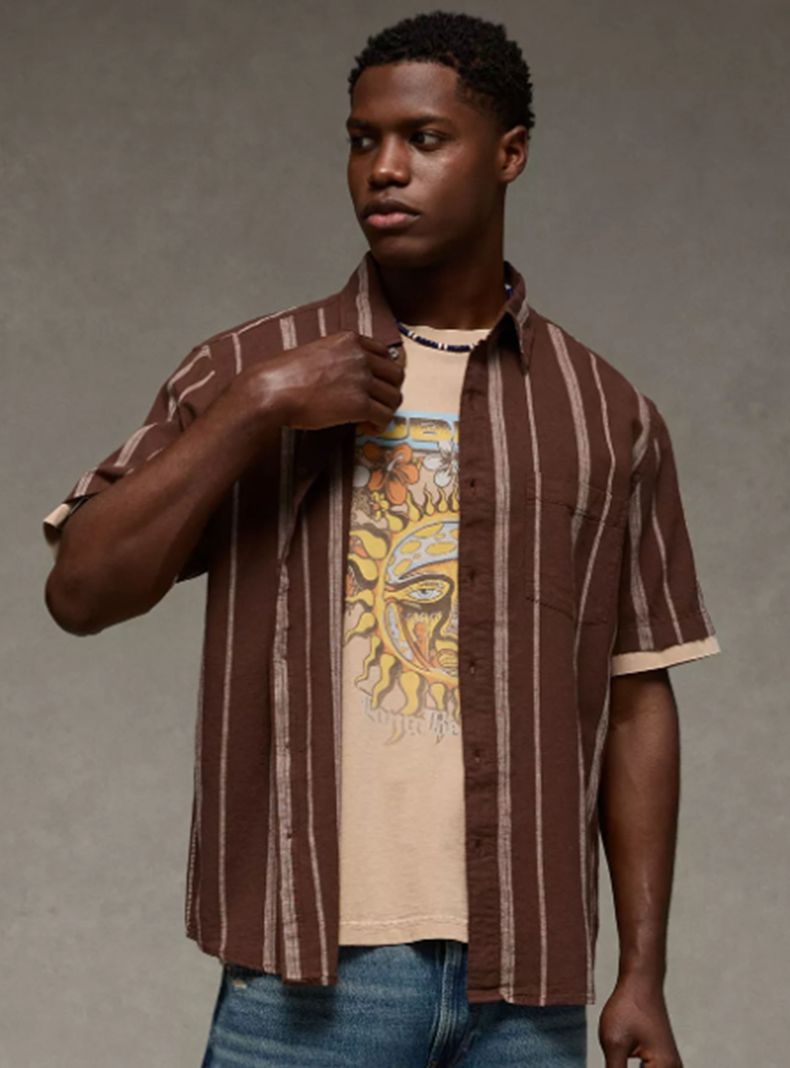 Camisa AE Fit Estándar con Botones