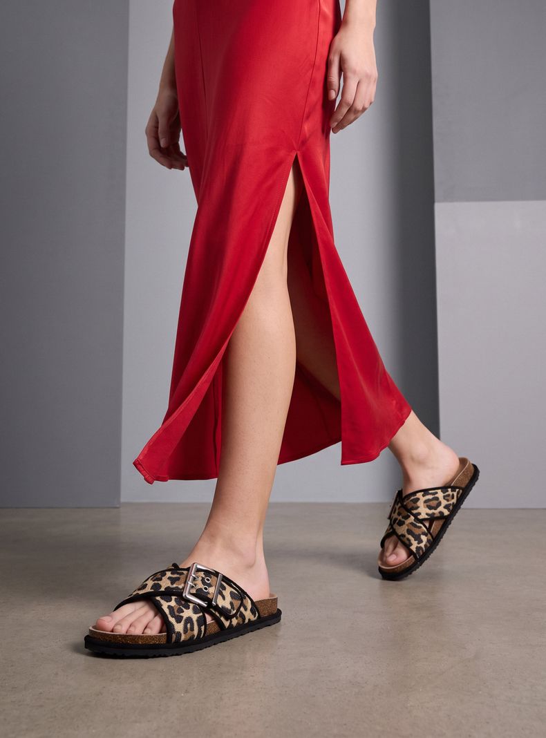 Sandalia Animal Print Hebilla Mujer