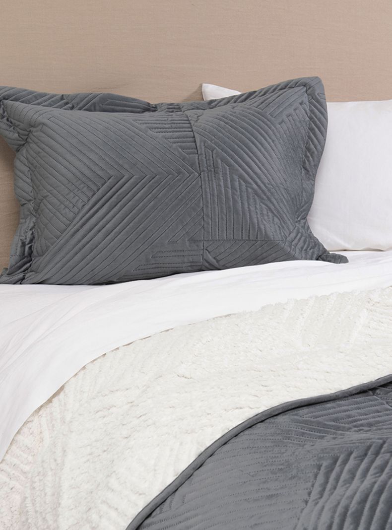 Quilt Velvet Sherpa 1.5 Plazas Taro Marengo