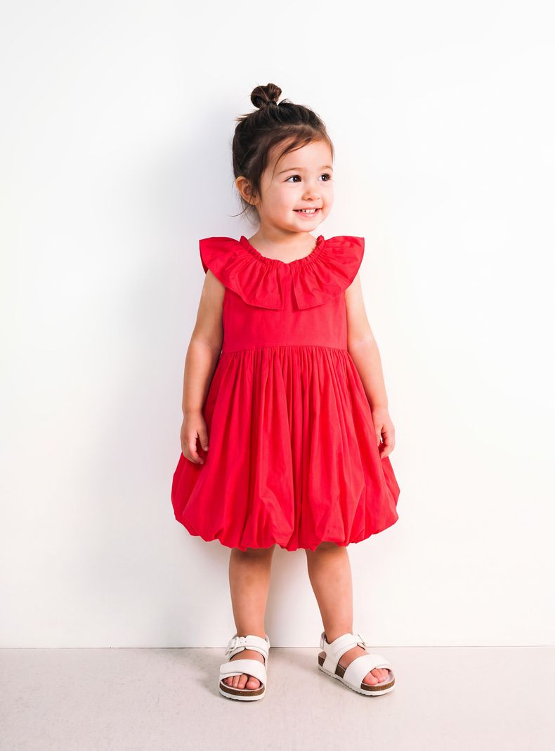 Vestido Cuello Bobo y Ruedo Globo