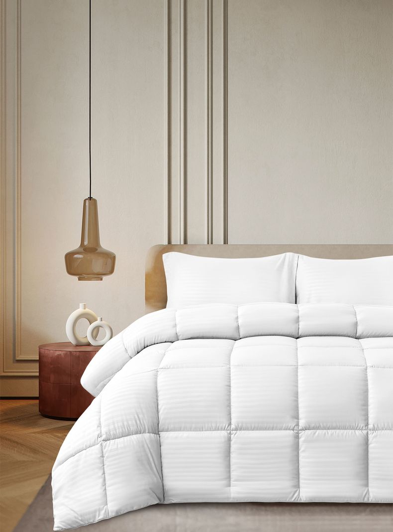 Plumón Microfibra Embossed Blanco 1.5 Plazas