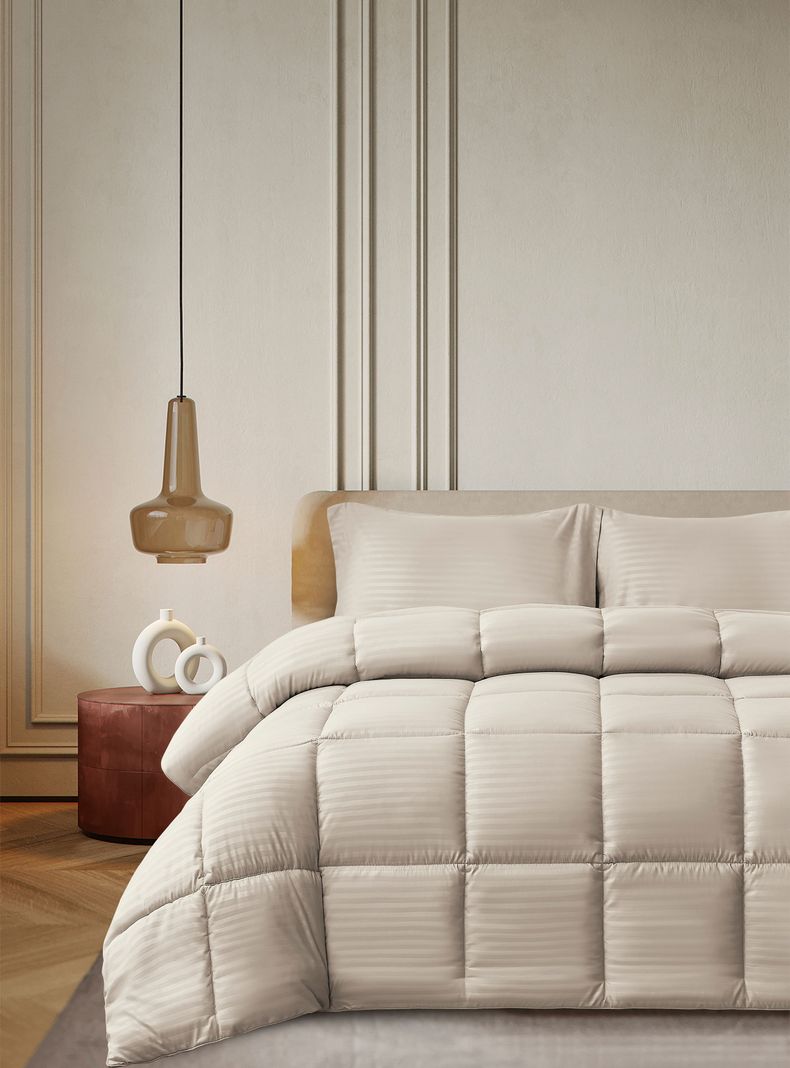 Plumón Microfibra Embossed Beige Queen