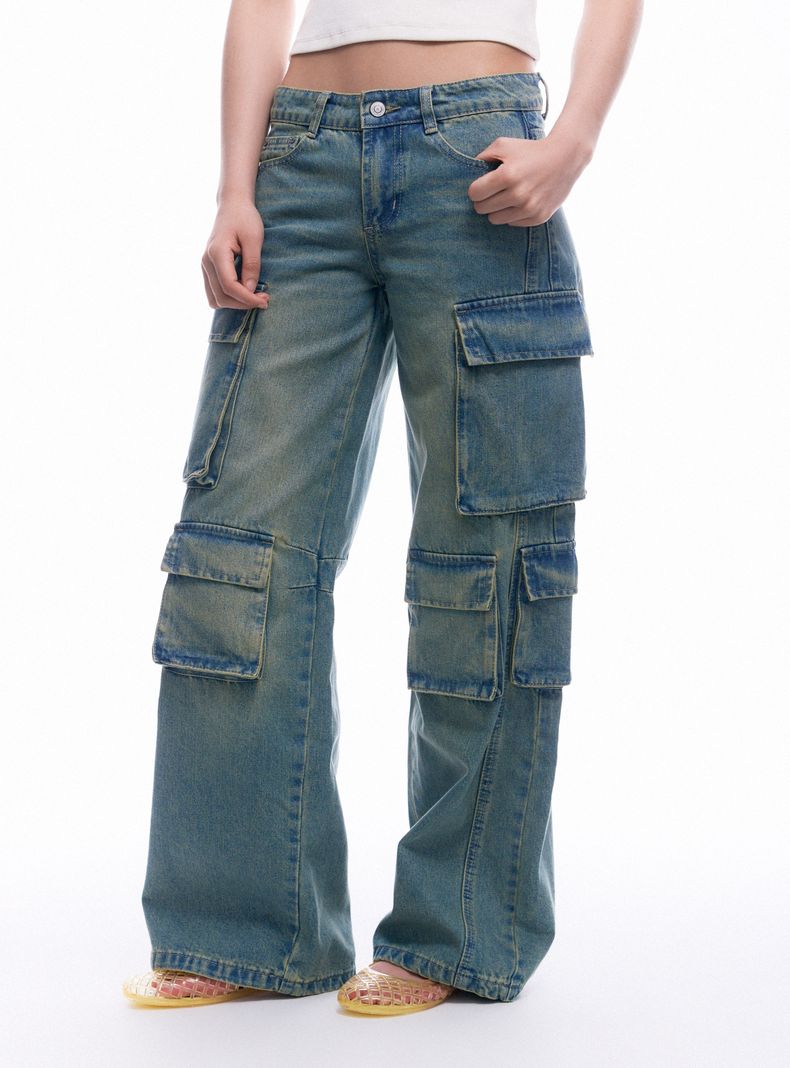 Jeans Cargo Bolsillos y Cierre