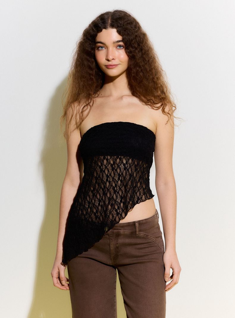 Polera Strapless Asimétrica