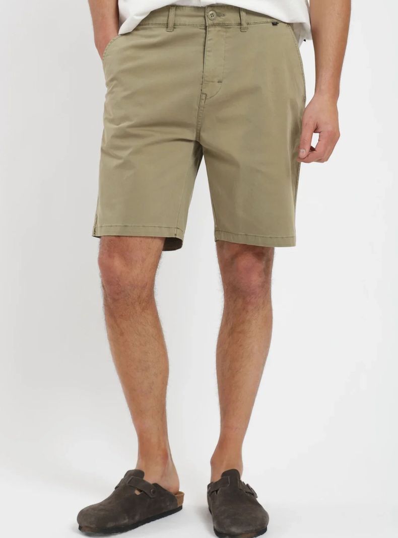 Short H Classic Regular Fit Tiro Medio