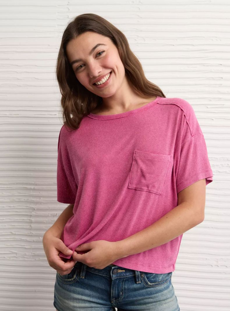Polera Ae Bolsillo Cuello Redondo