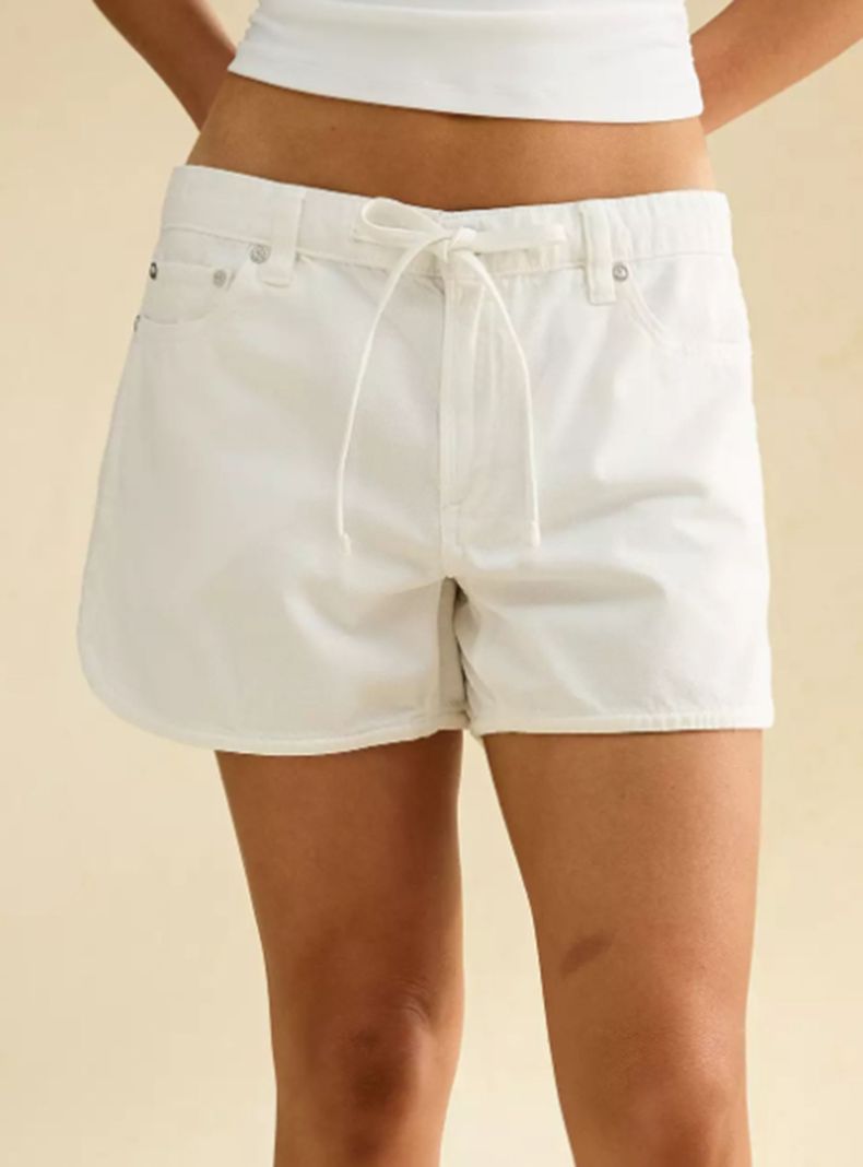 Short Ae Beachy Tiro Bajo Blanco