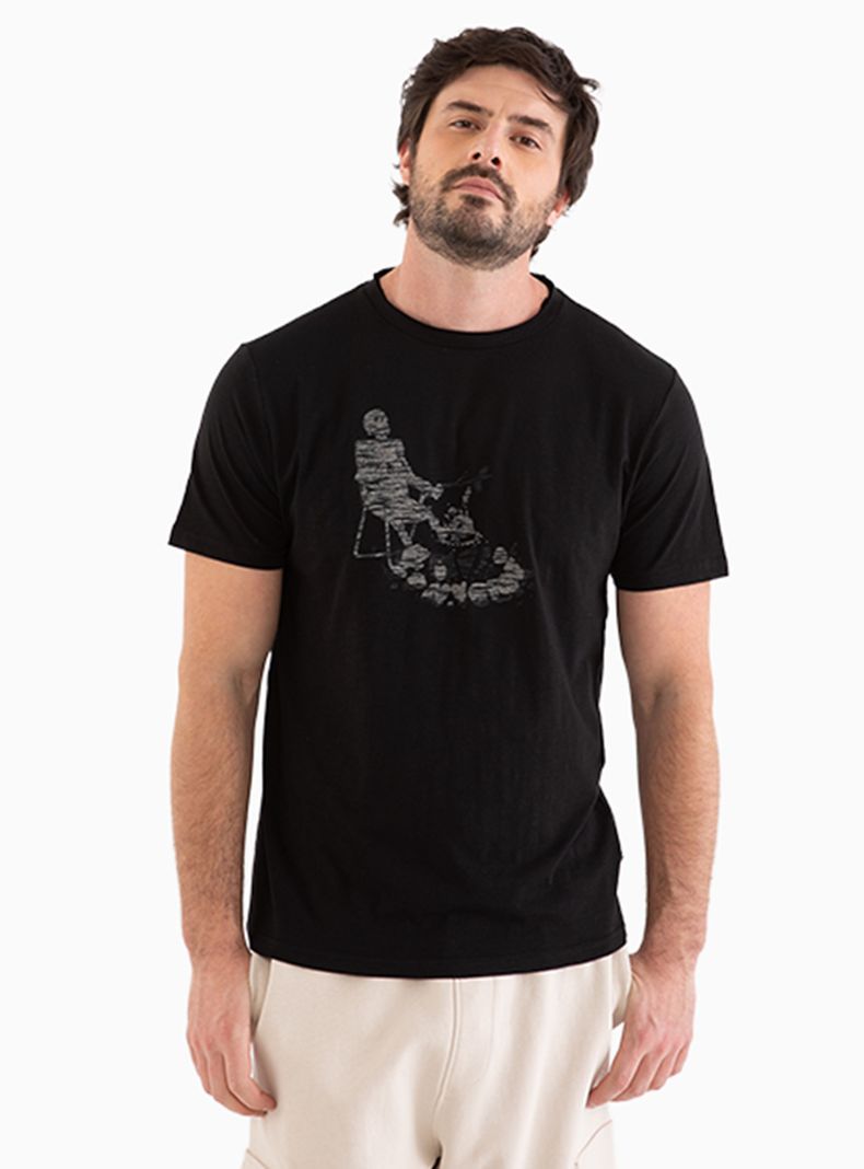 Polera Estampado Esqueleto