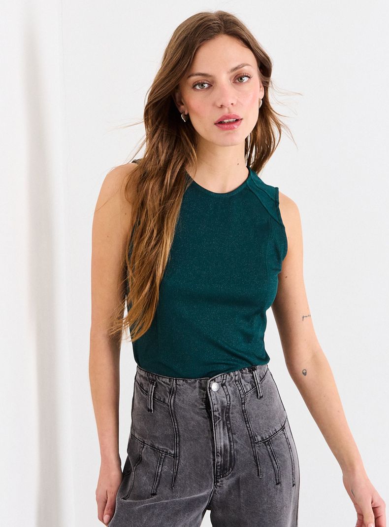 Polera Lisa Contorno Regular
