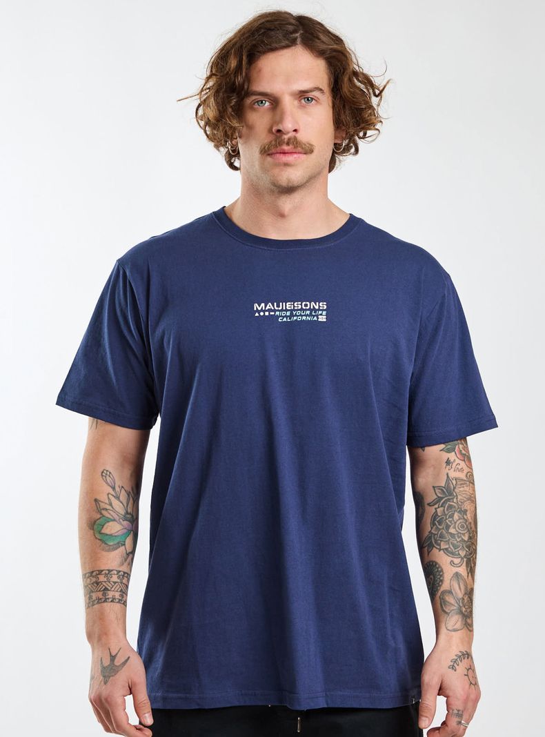 Polera Manga Corta Estampado Frontal Cuello Redondo