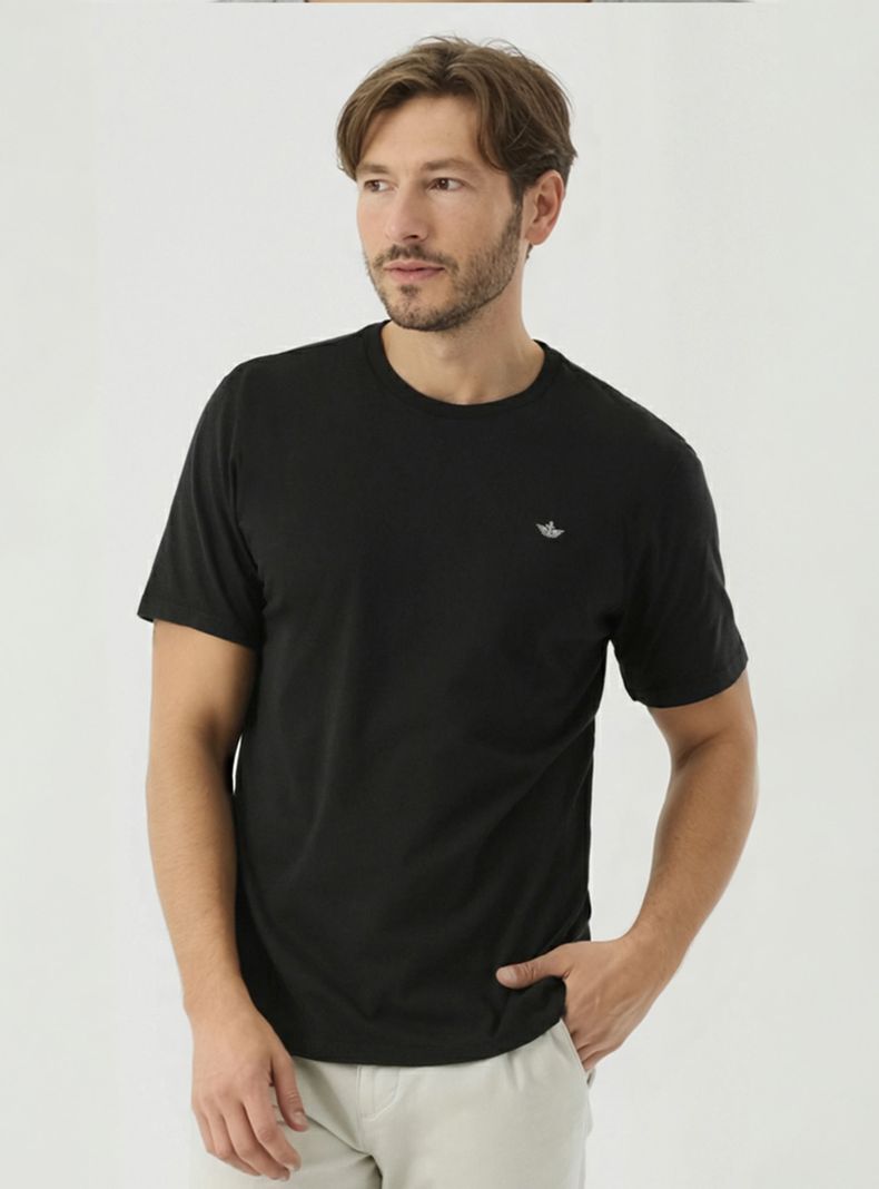 Polera Manga Corta Logo Wing And Anchor Dkr