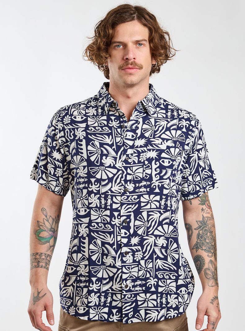 Camisa Manga Corta con Diseño Completo