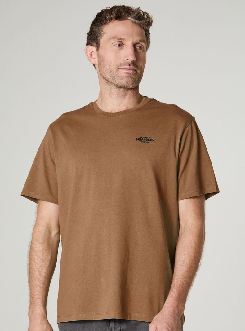 Polera Lisa con Logo Frontal