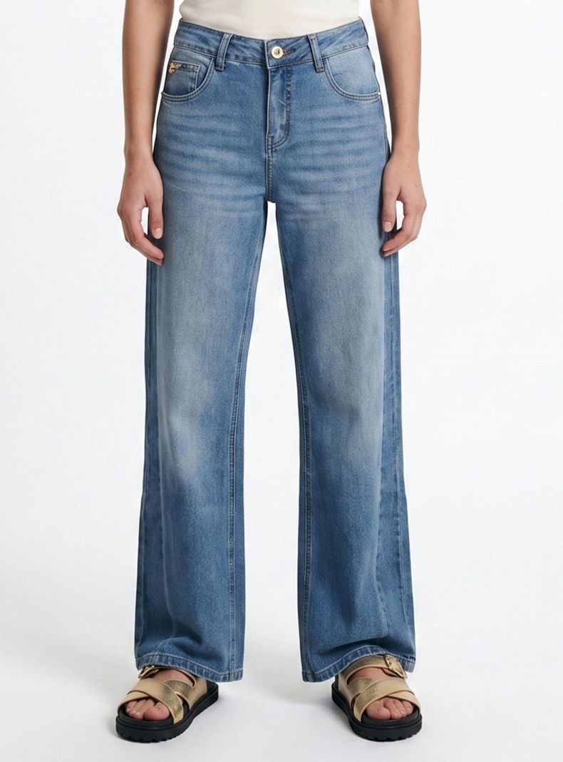 Jeans New Wide Dark Med Blue con Cortes