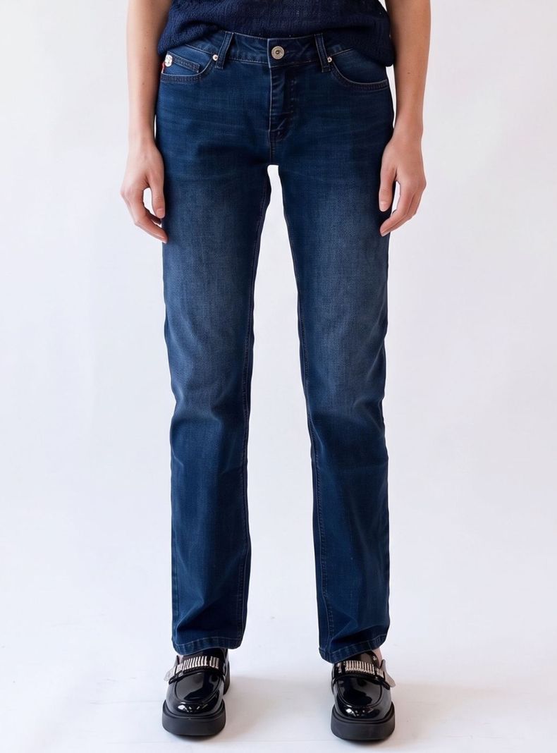 Jeans Janice Bp Tiro Bajo Dark Blue Bordado