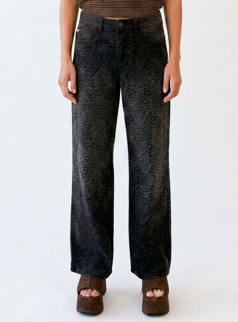 Pantalón Relaxed Tiro Medio Animal Print