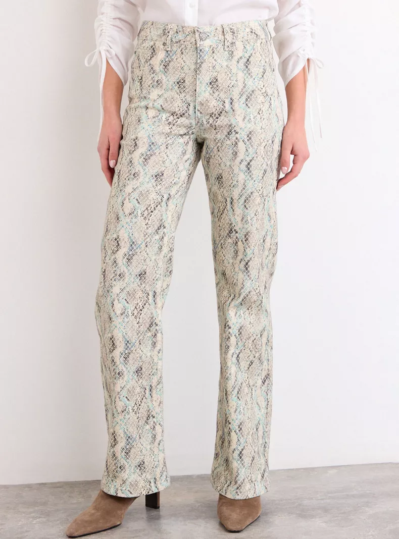 Jeans Fantasía Flare Medio