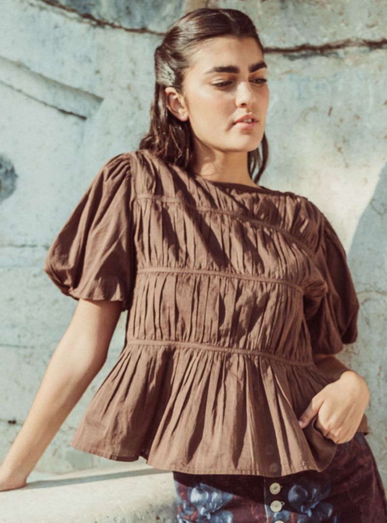 Blusa Camelia Choco