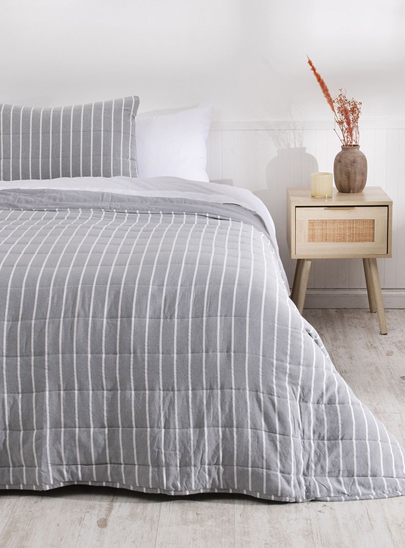 Quilt Palma Cationic 1.5 Plazas Gris