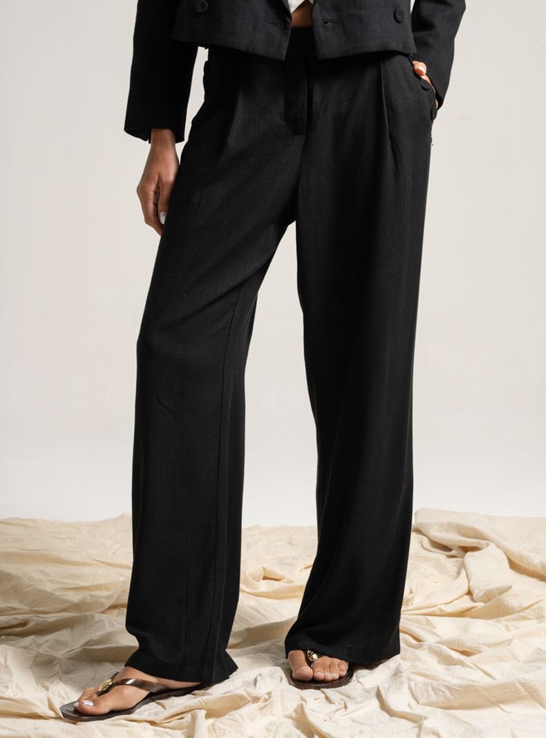 Pantalón Tiro Medio Recto Roa Negro