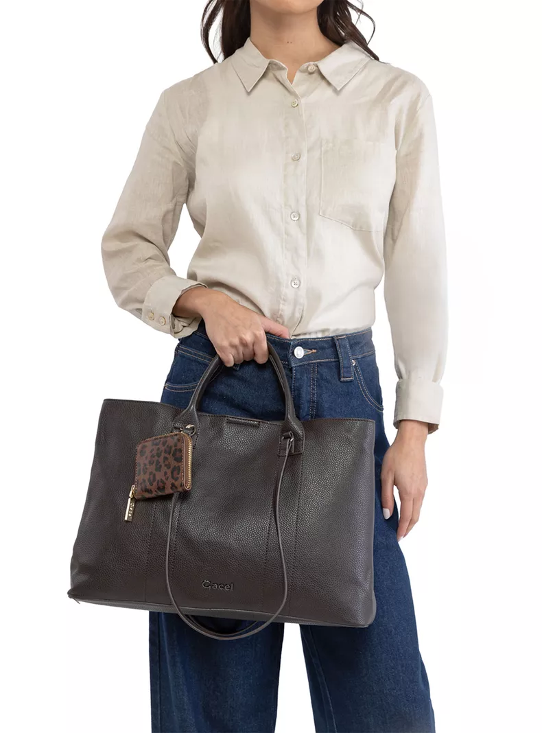 Cartera Shopping Notebook 13'' Sintético Chocolate